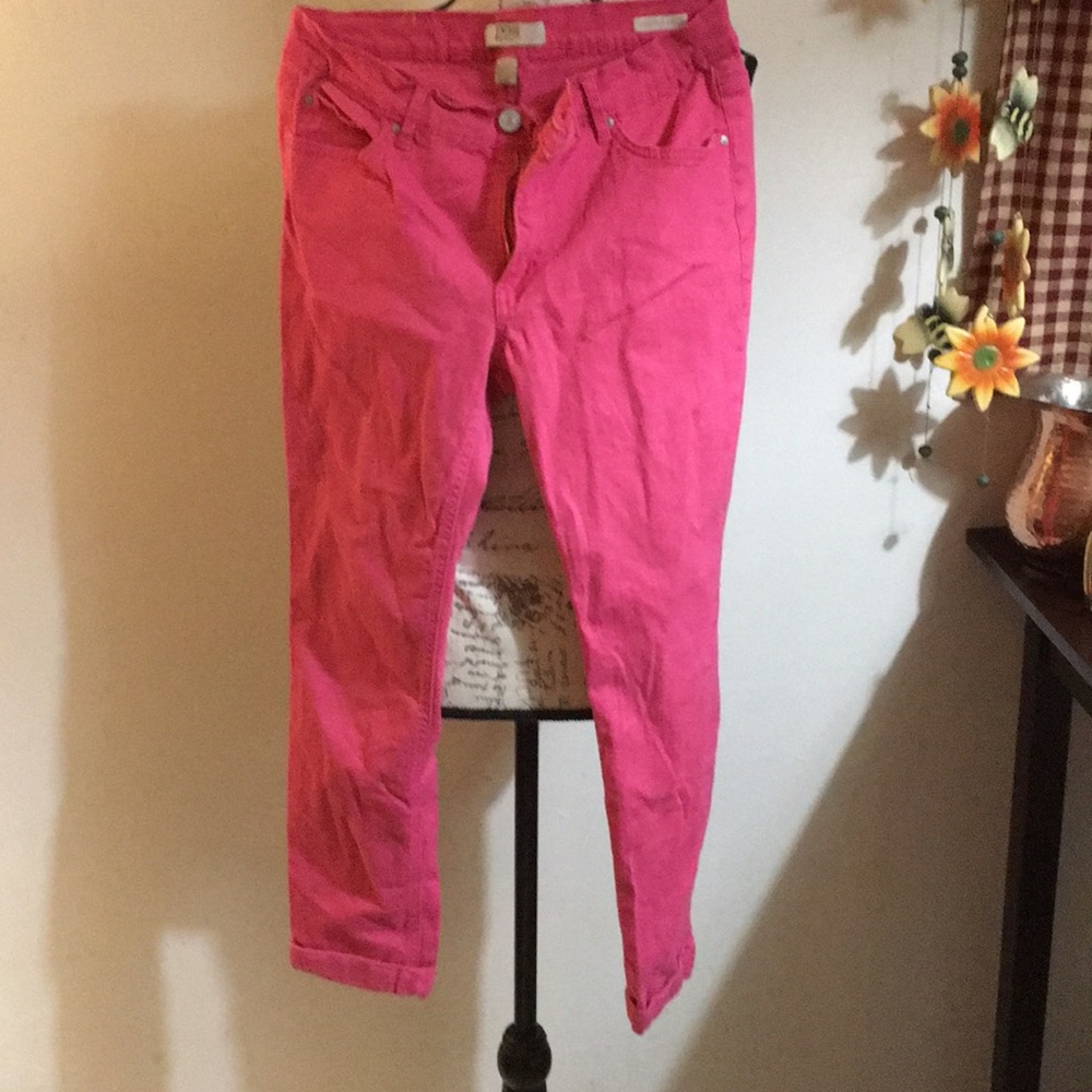 Fuchsia color jeans